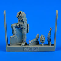 US Navy Pilot WWII - Pacific Theatre Figurines - Image 1