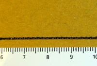 1.5x1.0x0.2 mm black oval chain